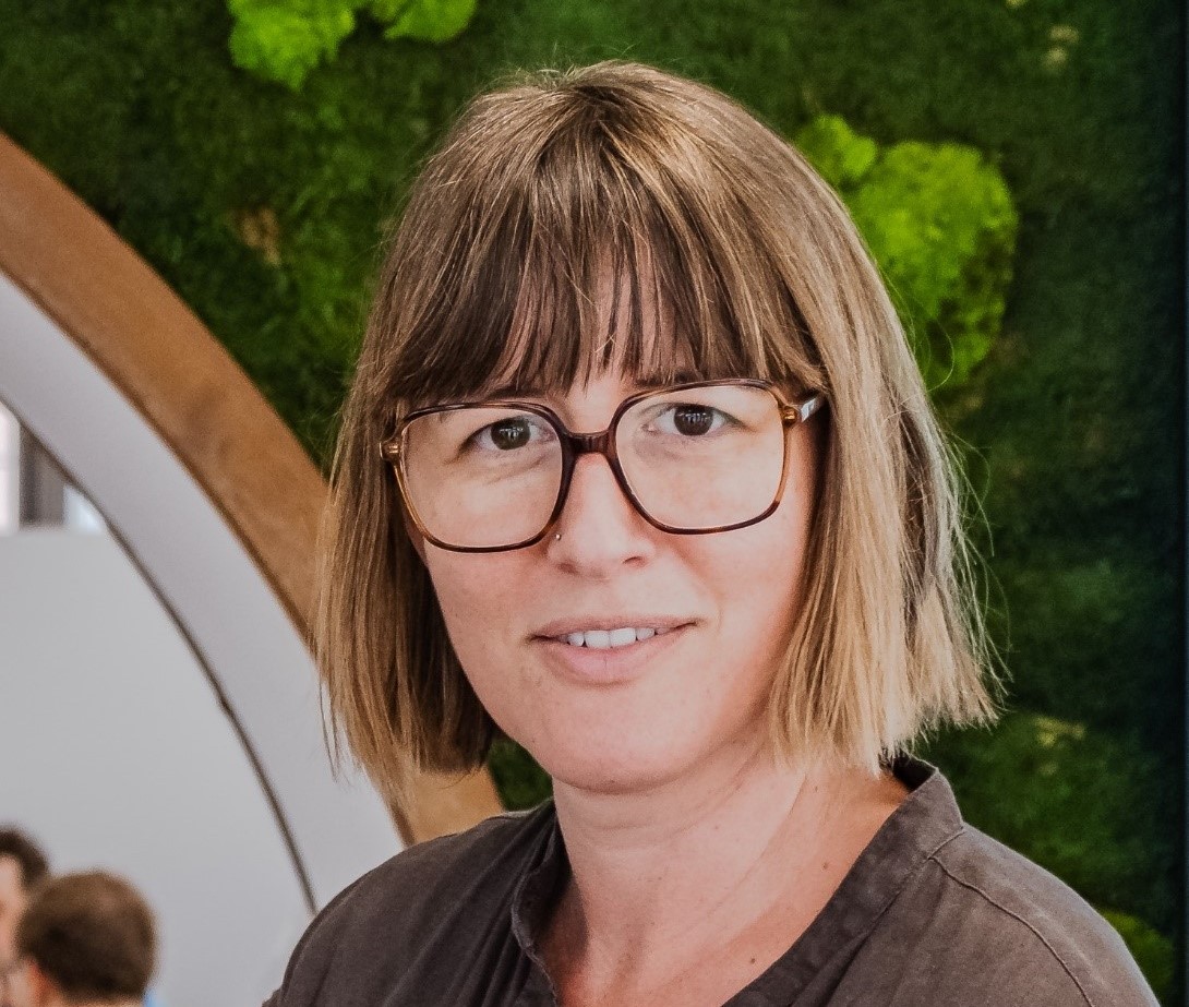 Herrmann, Sarah